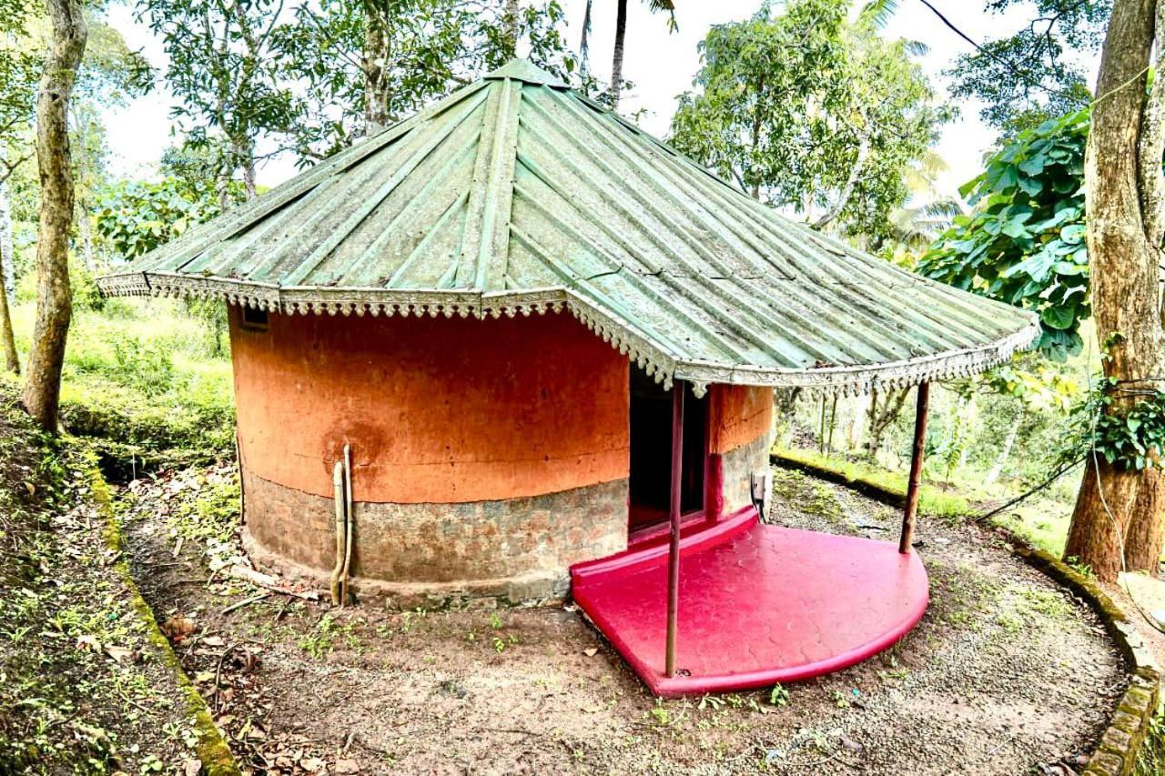Punarjani Ayurvedic Resorts Ramakkalmedu Exteriör bild